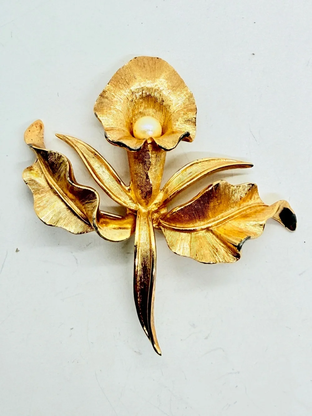 Marcel Boucher Orchid Flower Pearl Textured Gold‎ Tone Brooch 8377 Vintage